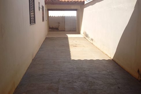 aed56948-a913-49e5-9fa4-f9cee6b1ac95