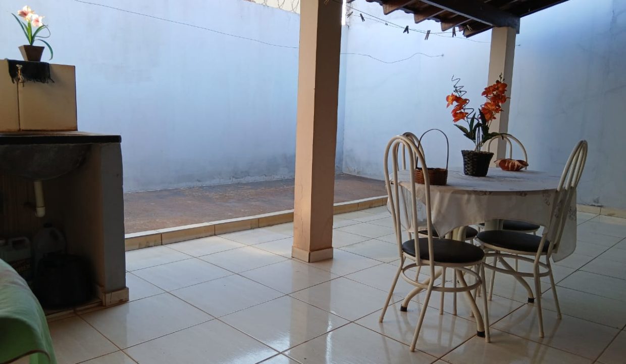 a5095773-67f8-40de-9715-945975ea16cd