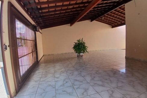 3d0ea4c0-75b1-4860-8e4d-712321fa0100