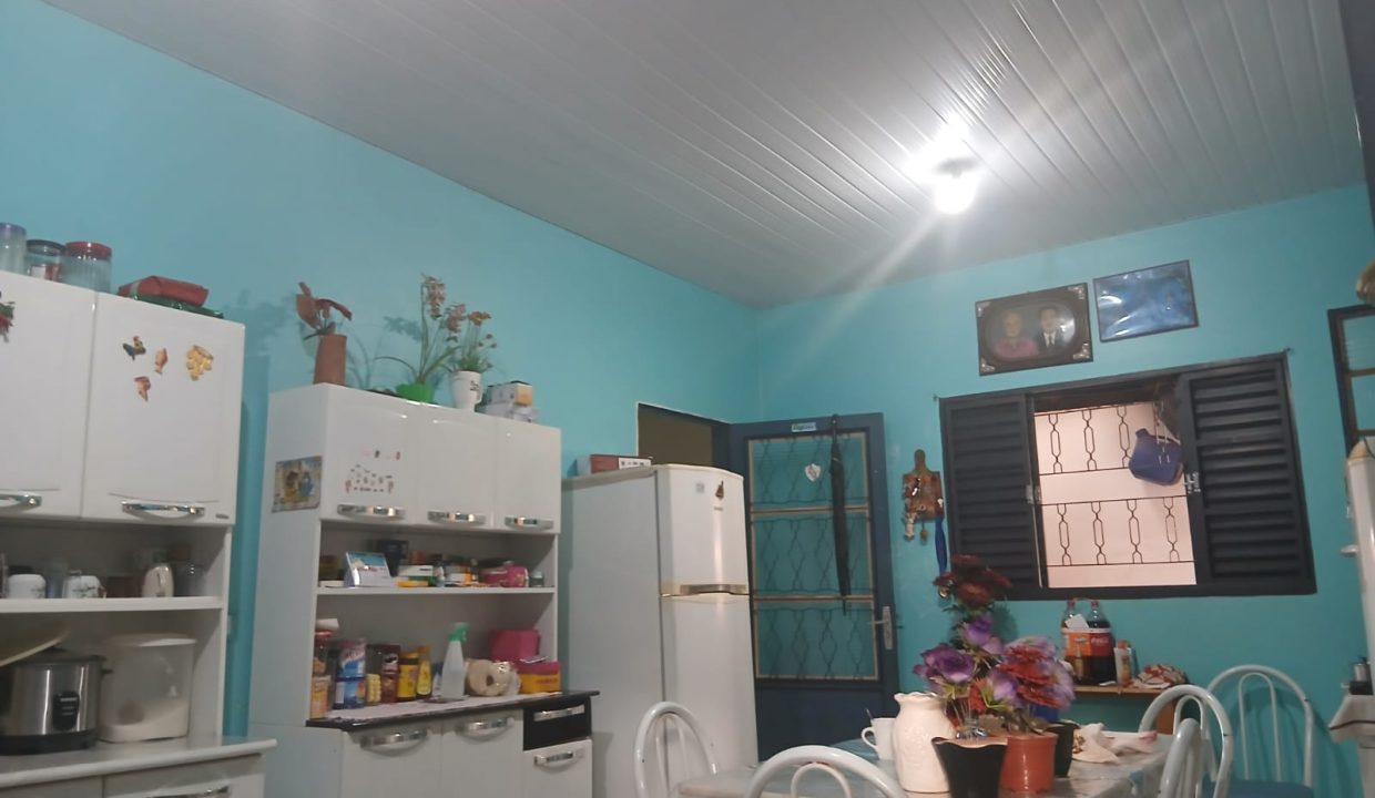 b71696aa-30c7-4e58-93ca-d65665e28c86